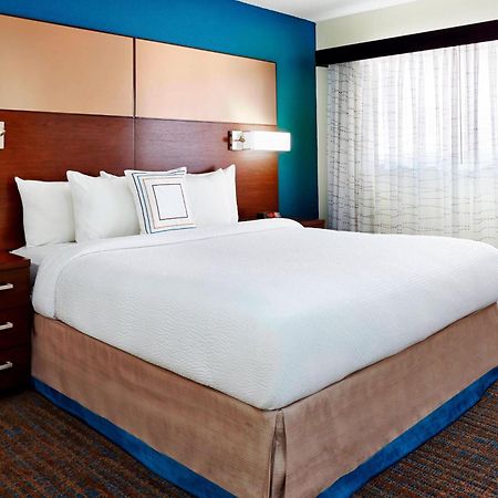 Residence Inn Houston By The Galleria Exterior photo